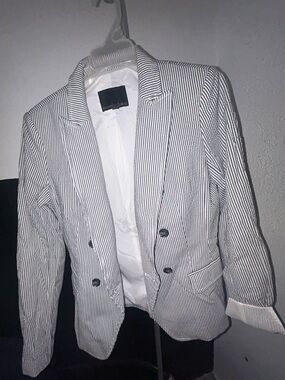 Banana Republic Black & White Striped Double-Breasted Blazer